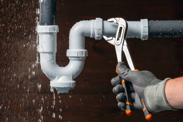 Professional Leak Detection technician working in Rowley, MA